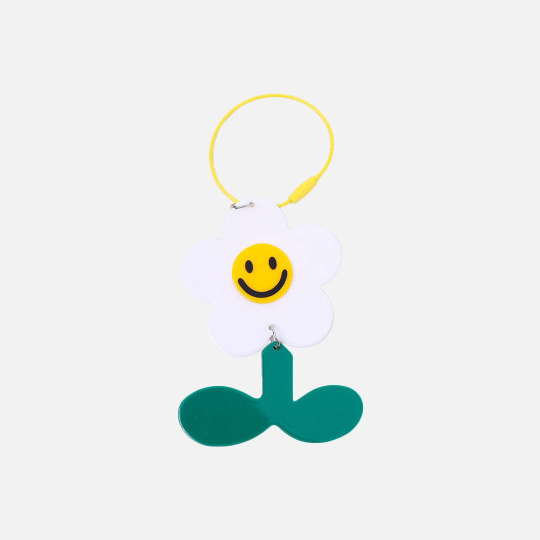 Stroberi Flower Character Keychain