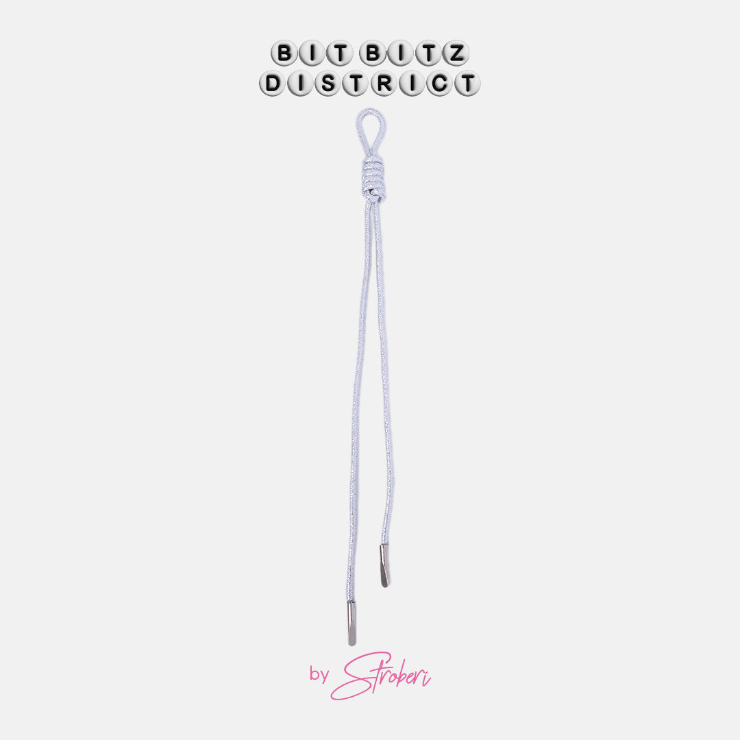 Stroberi Simple Knotted Rope Charm
