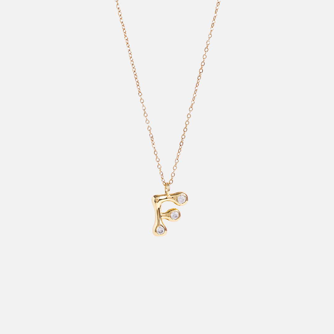 Stroberi Bling Alphabet Chain Necklace (Gold)