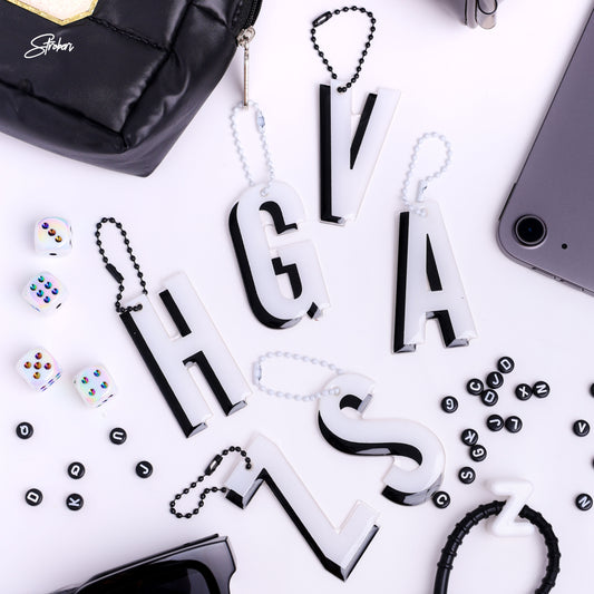 Stroberi Large Black & White Alphabet Keychain
