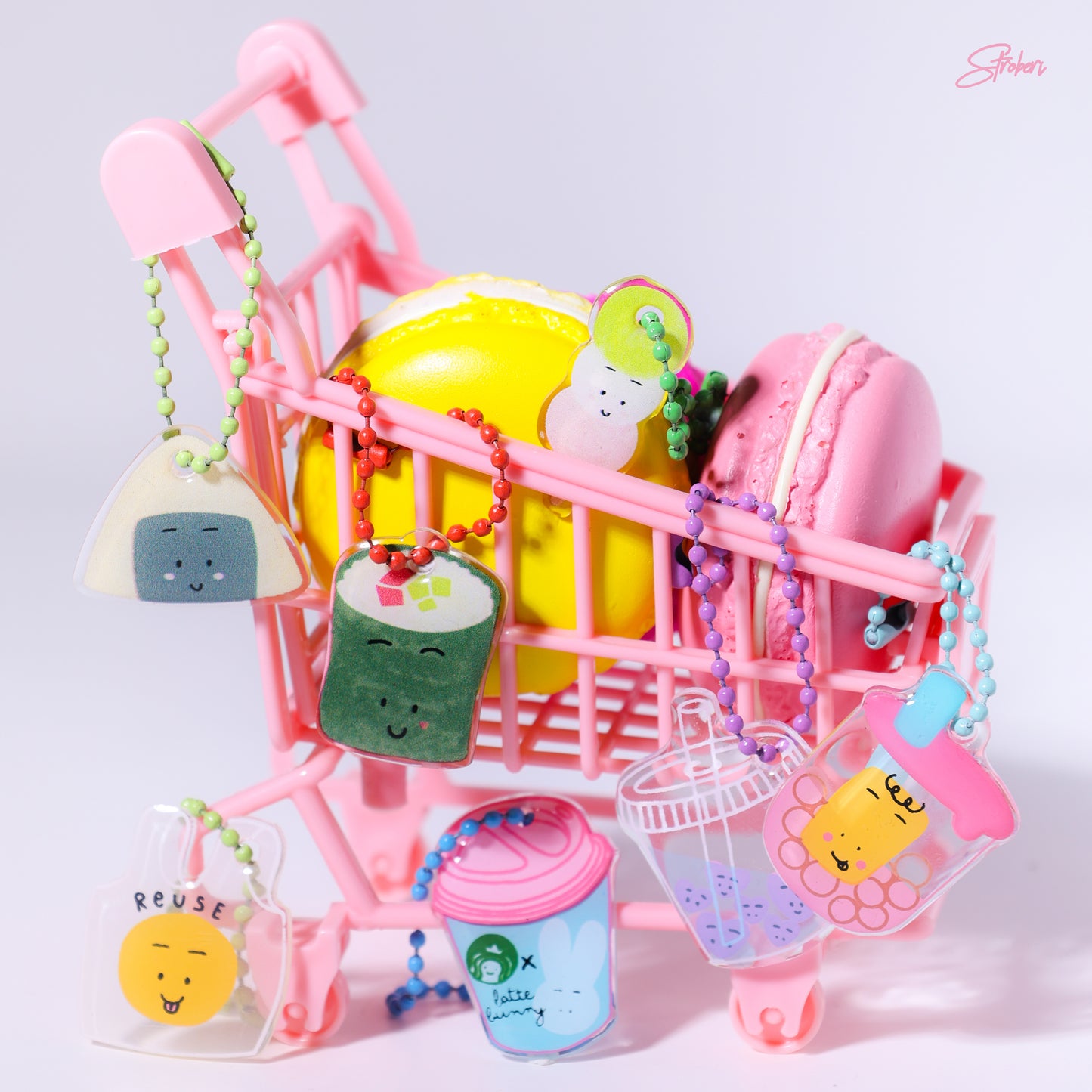 Stroberi Acrylic F&B 3D Keychain