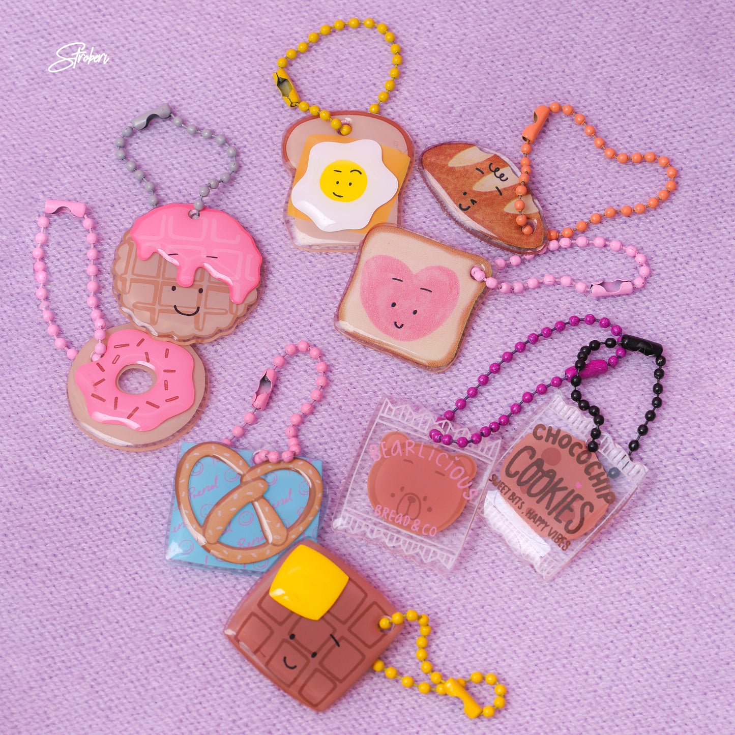 Stroberi Acrylic F&B 3D Keychain