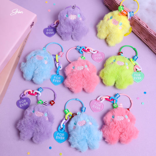 Stroberi Fur Character Keychain