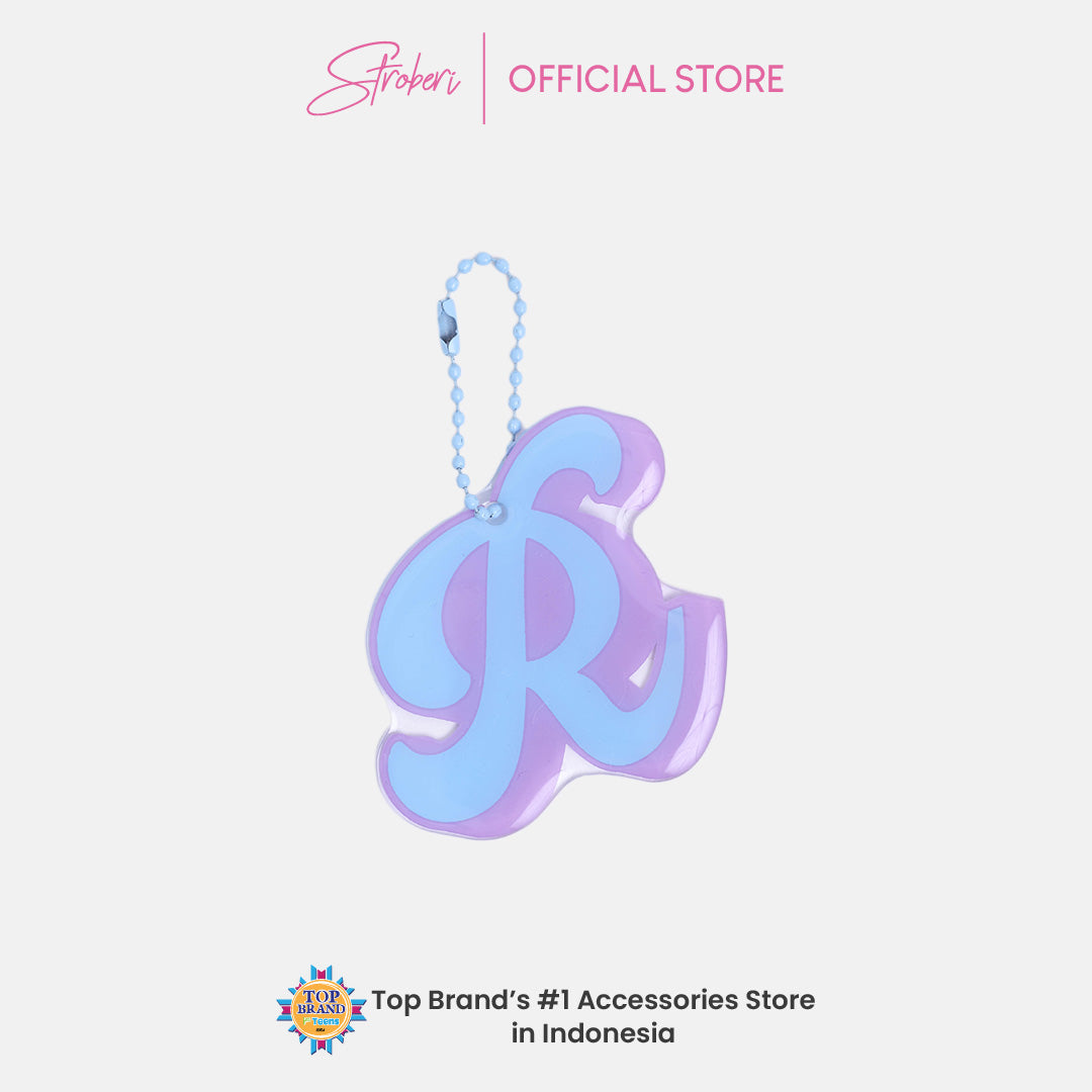 Stroberi Two Tone Alphabet Keychain