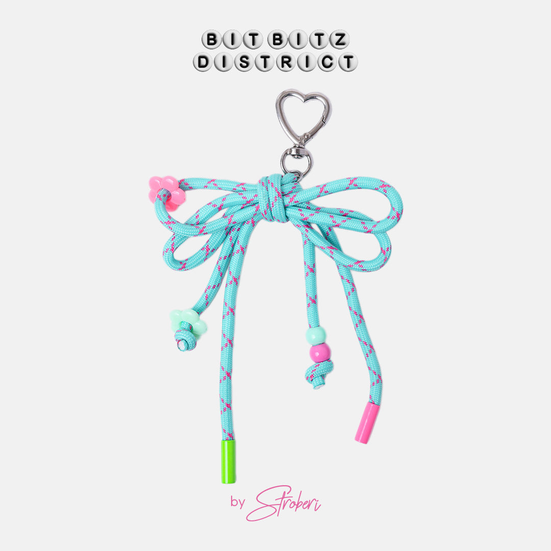Stroberi Beaded Rope Bow Charm