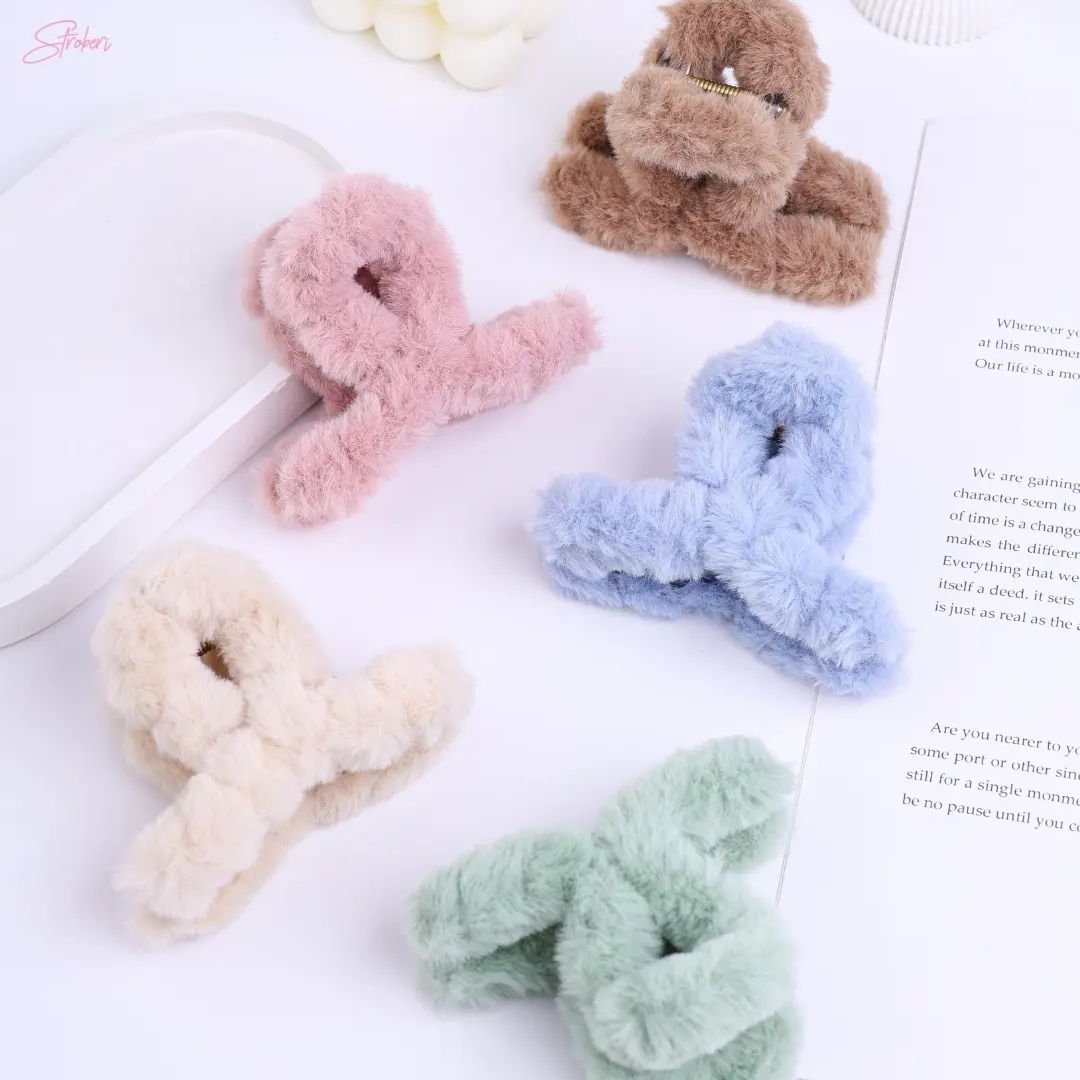 Stroberi Fur Shape Hair Clip