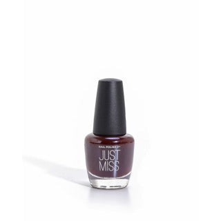Stroberi Nail Polish Just Miss 2