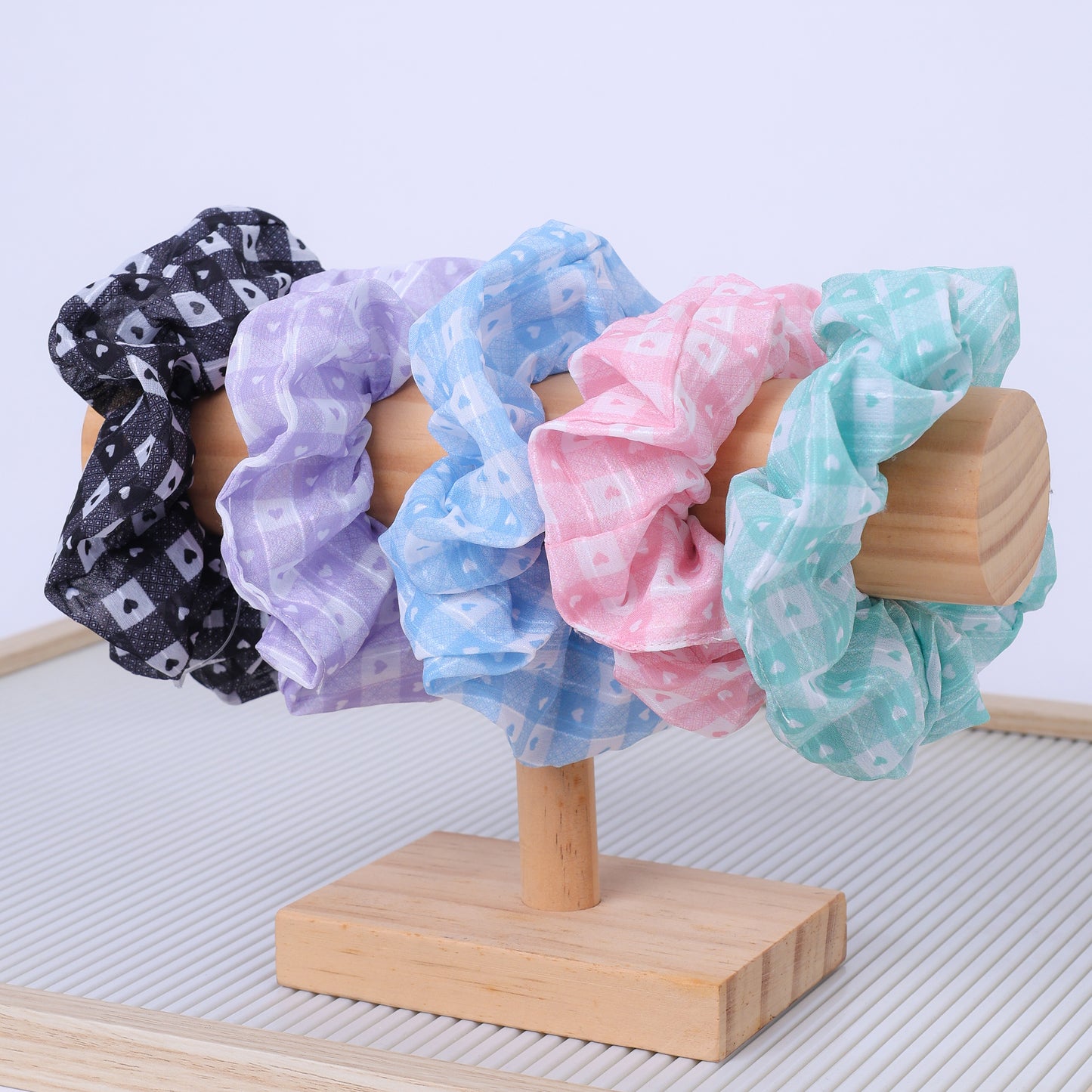 Stroberi Scrunchie Motif Love Hair Tie