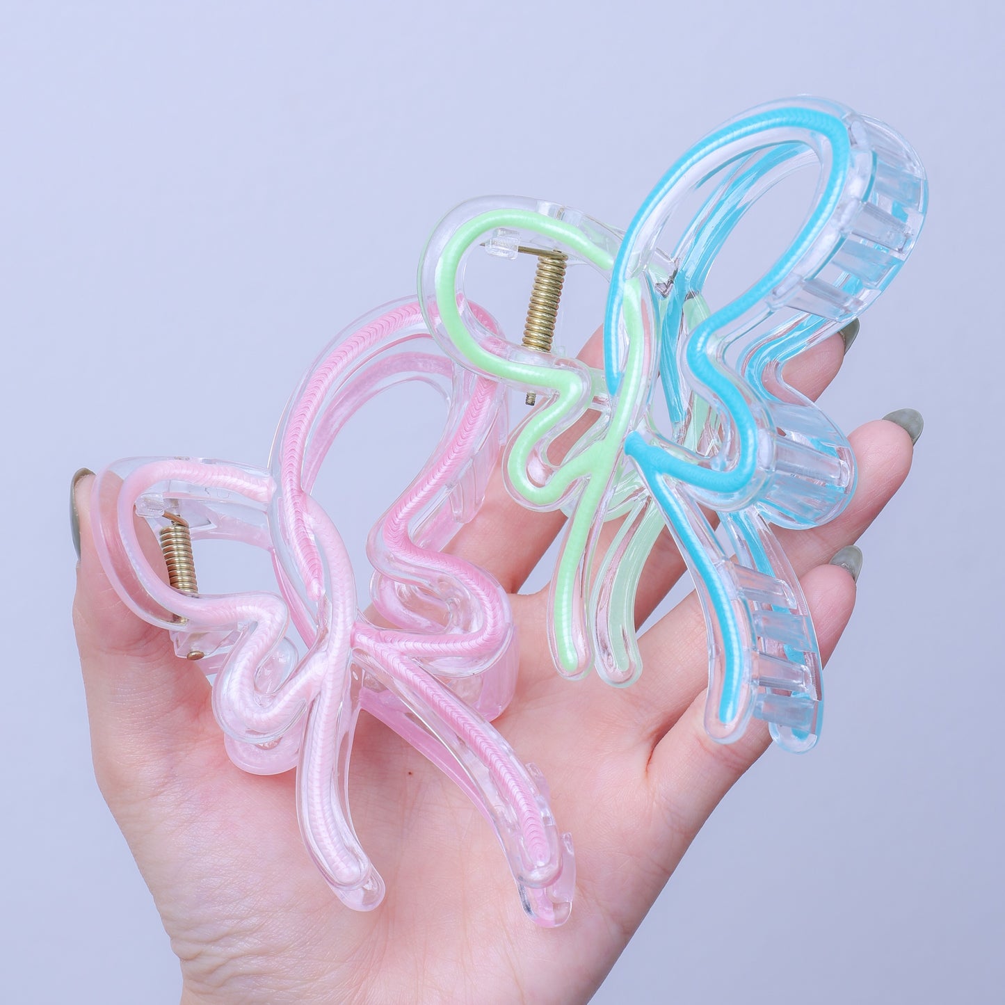 Stroberi Two Tone Butterfly Hair Clip