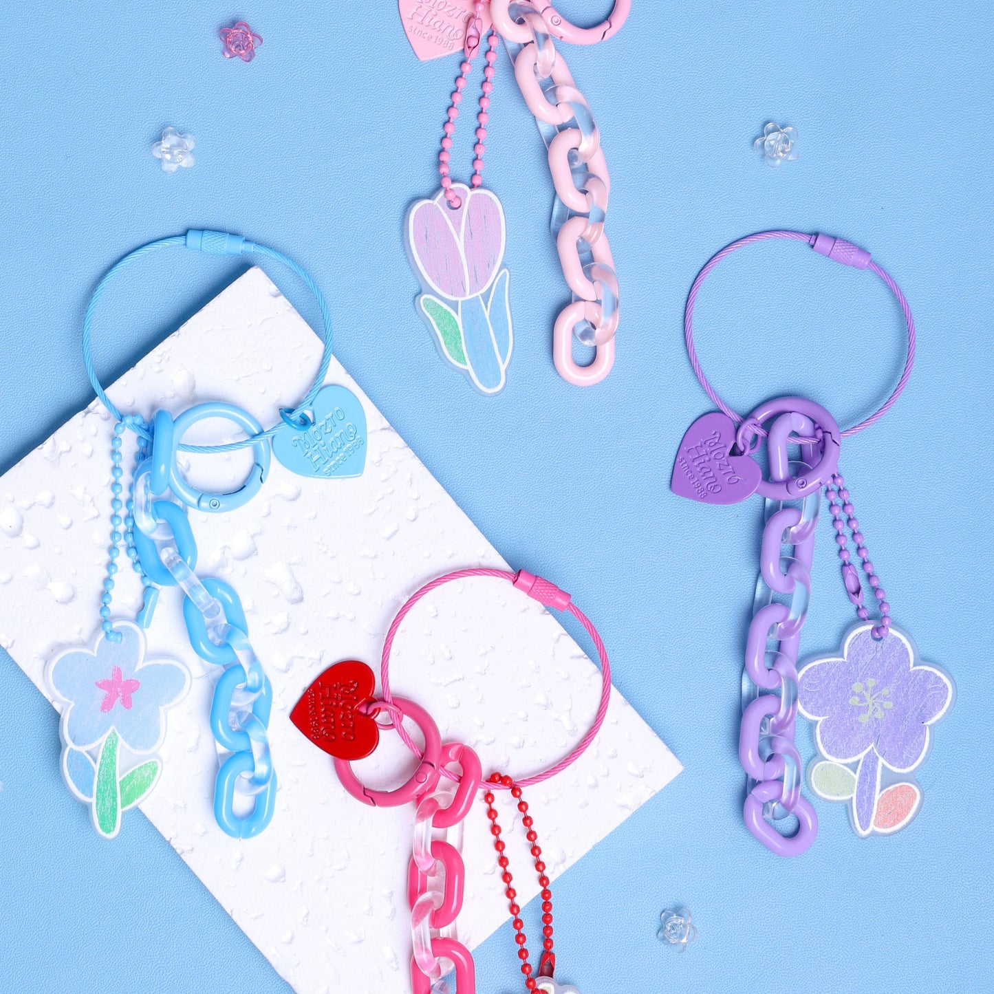 Stroberi Colorful Character Keychain -1