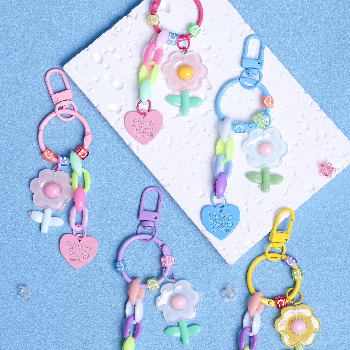 Stroberi Colorful Character Keychain -1