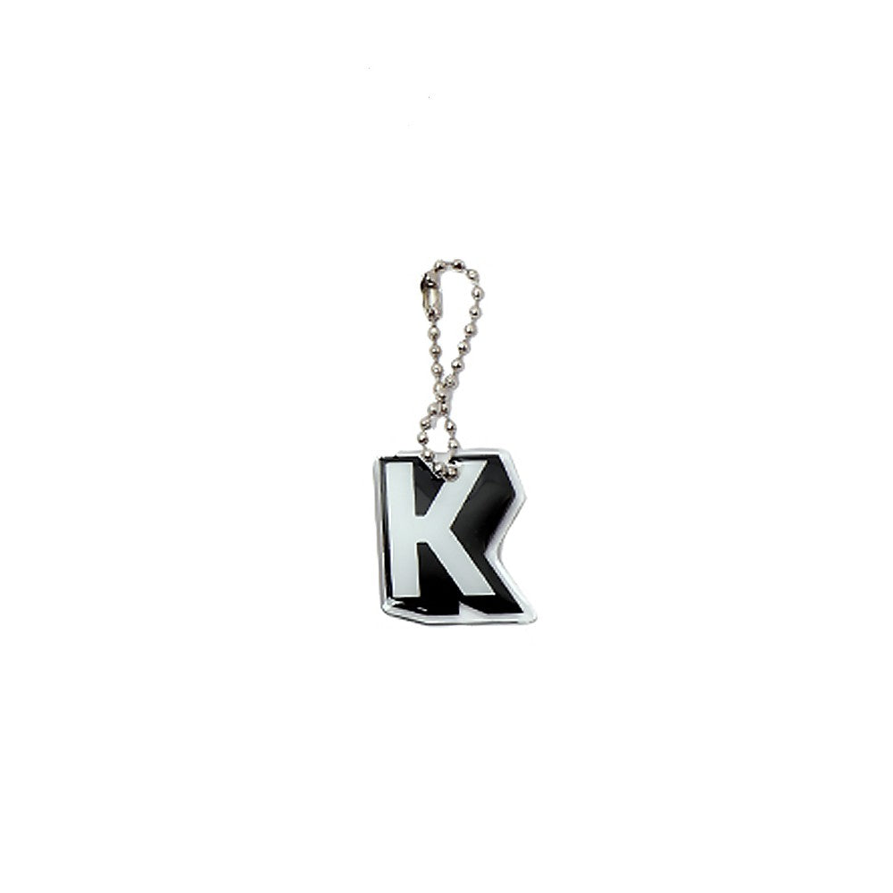 Stroberi Black & White Alphabet Keychain -1
