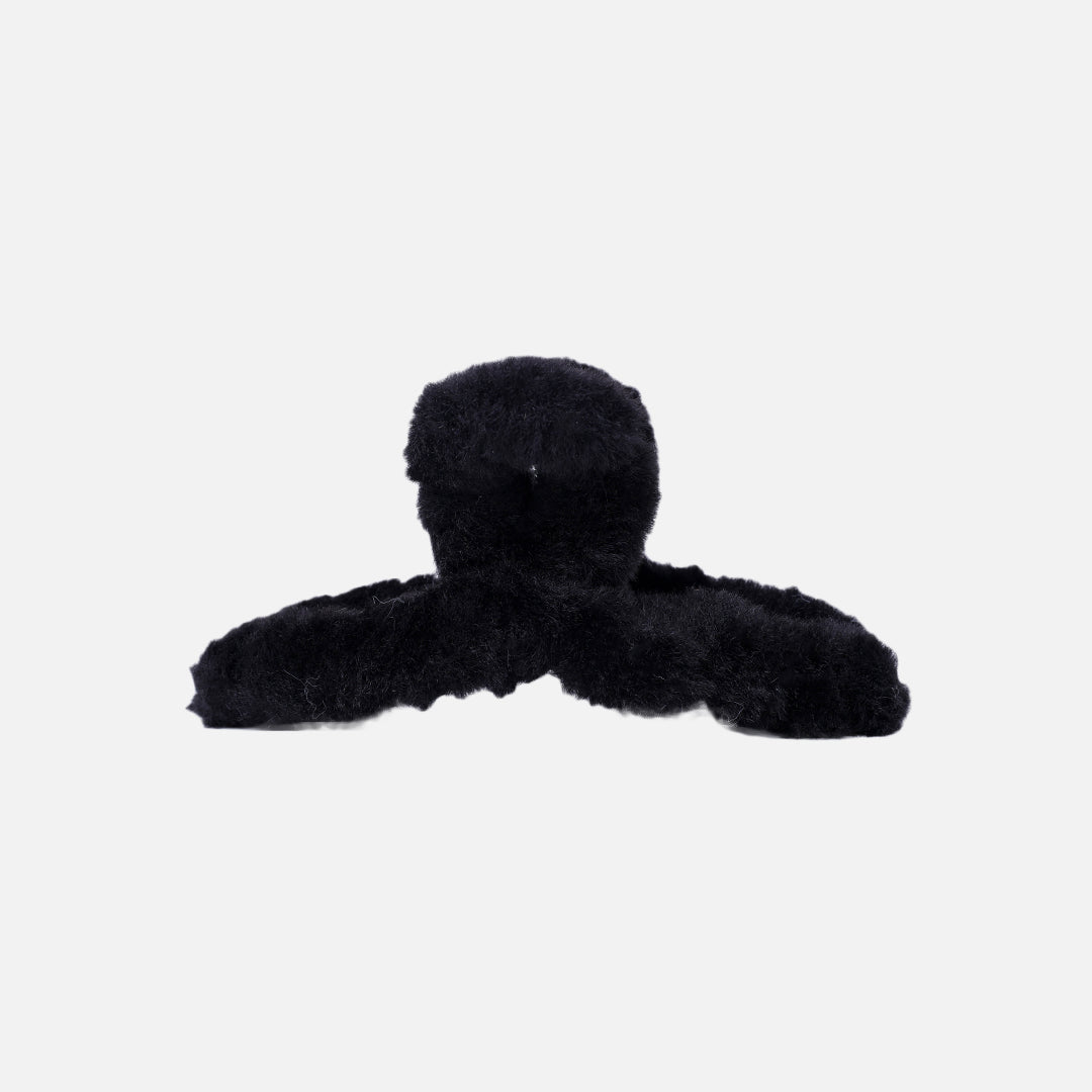 Stroberi Fur Teardrop New Hole Hair Clip