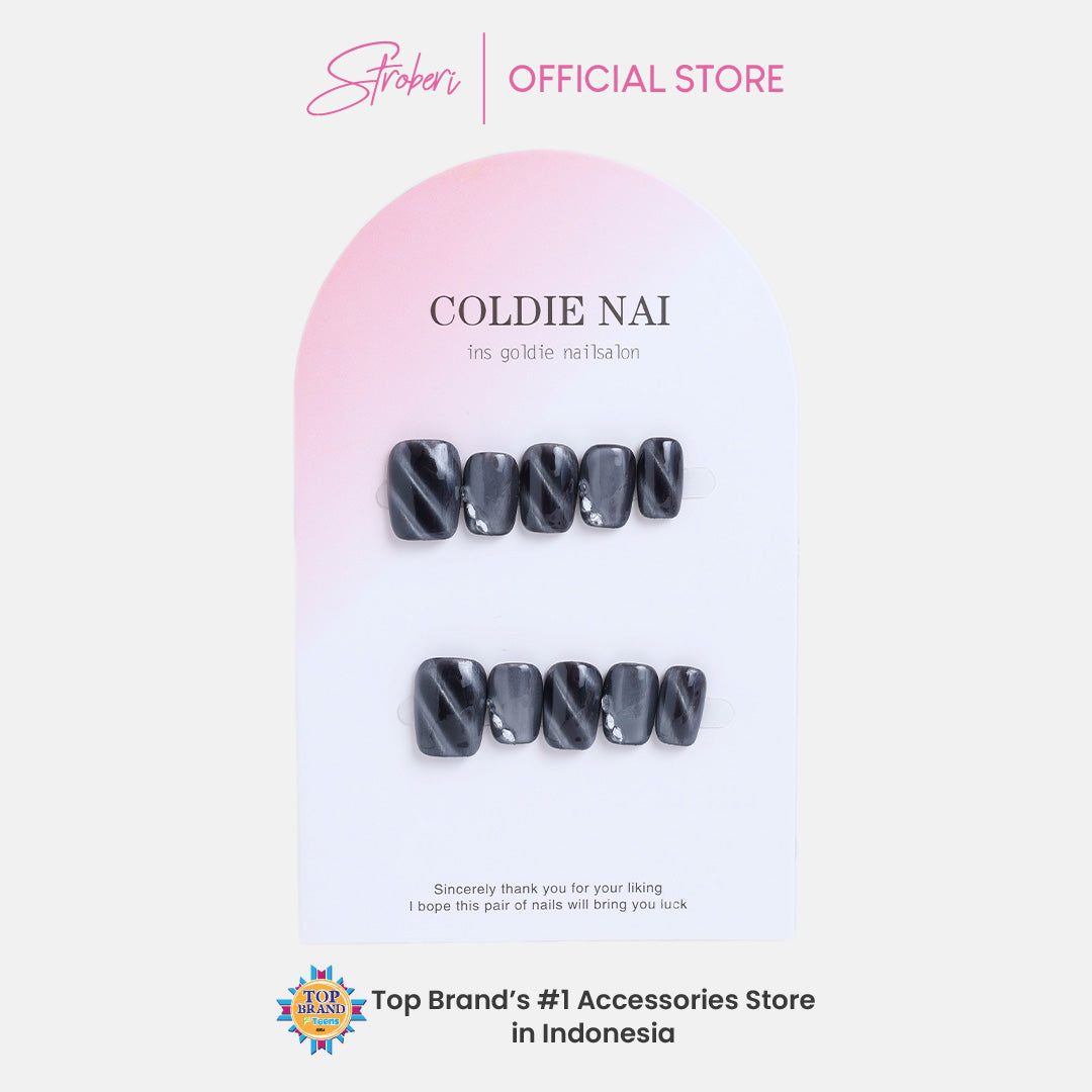 Stroberi Cute Pattern Faux Nail