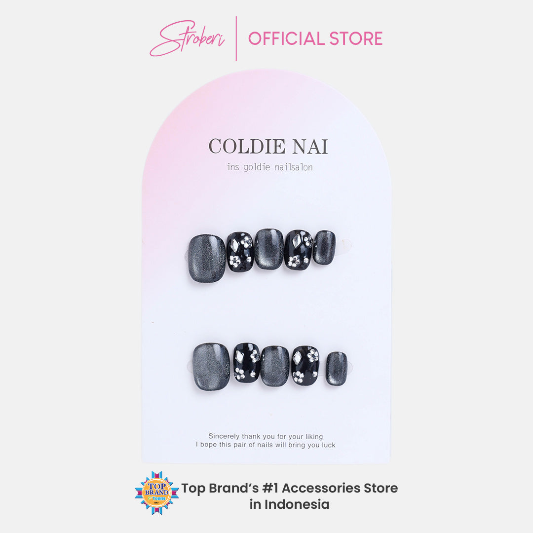 Stroberi Cute Pattern Faux Nail