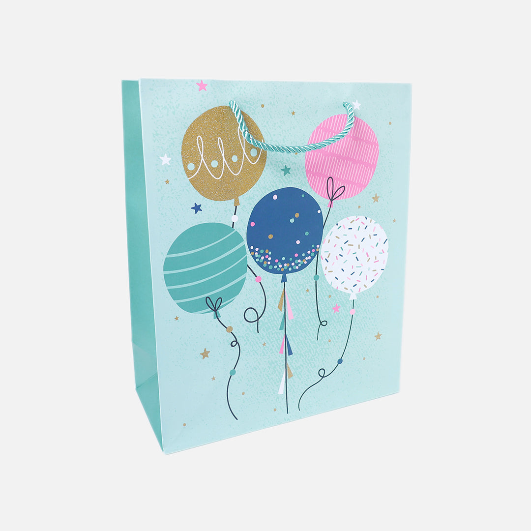 Stroberi Birthday Gift Bag Balloon