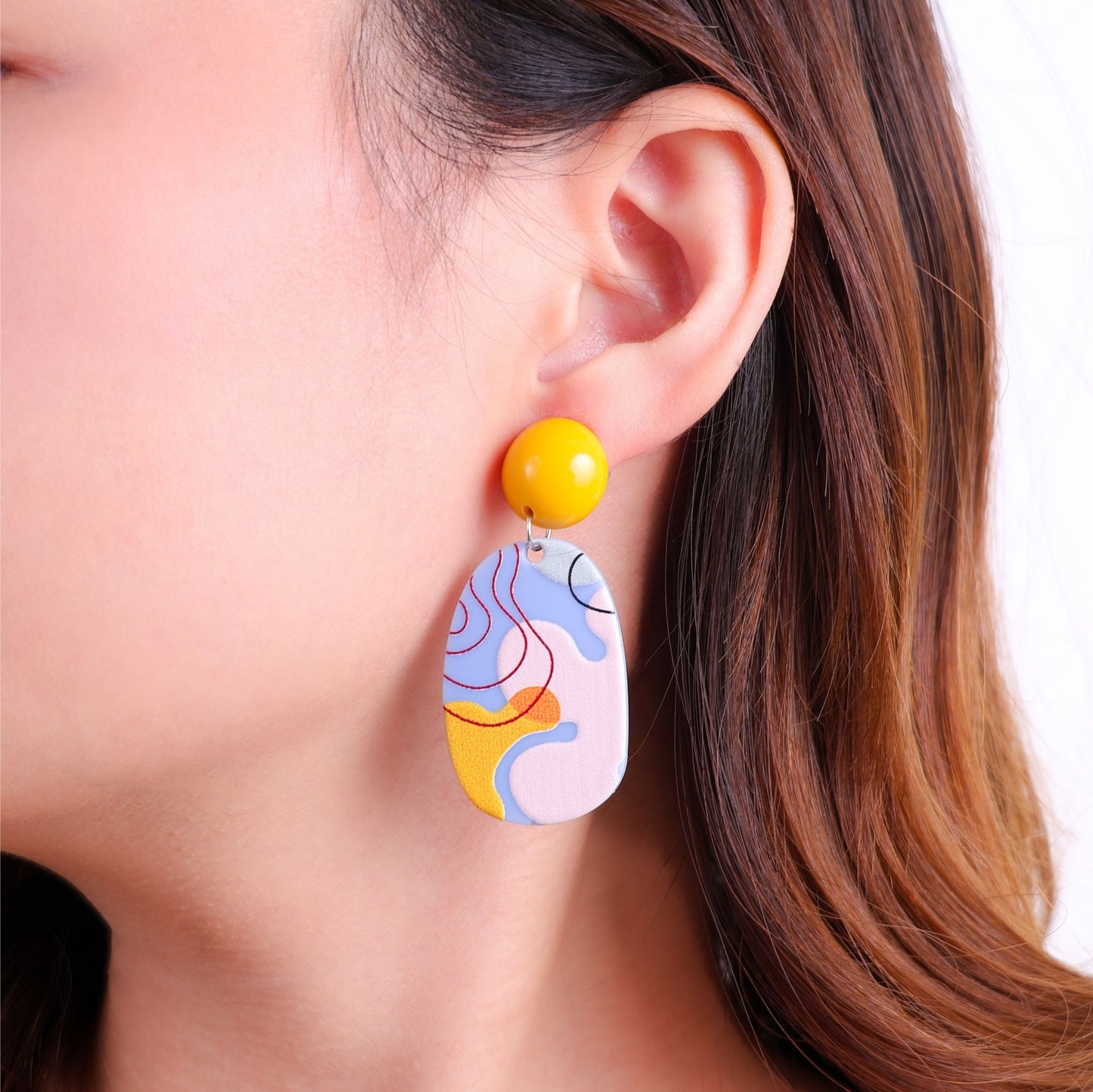 Stroberi Mix Shape Long Acrylic Earrings