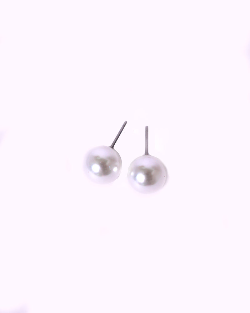 Stroberi Plain Pearl Earrings