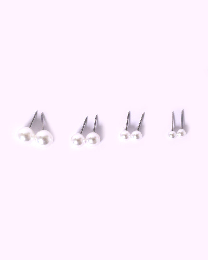 Stroberi Plain Pearl Earrings