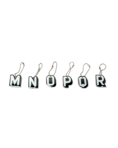 Stroberi Black & White Alphabet Keychain -1